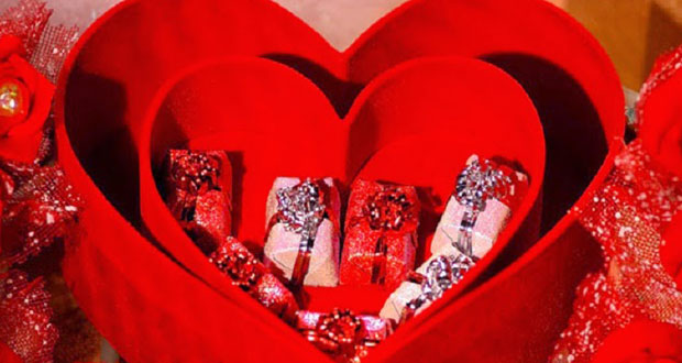 13 Pilihan Hadiah Valentine Terbaik Tahun Ini